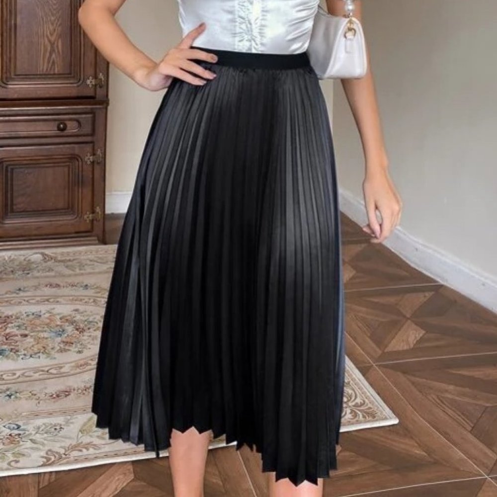 black Pleated Satin Midi Skirt Evening classy chic - Picture 6 of 6